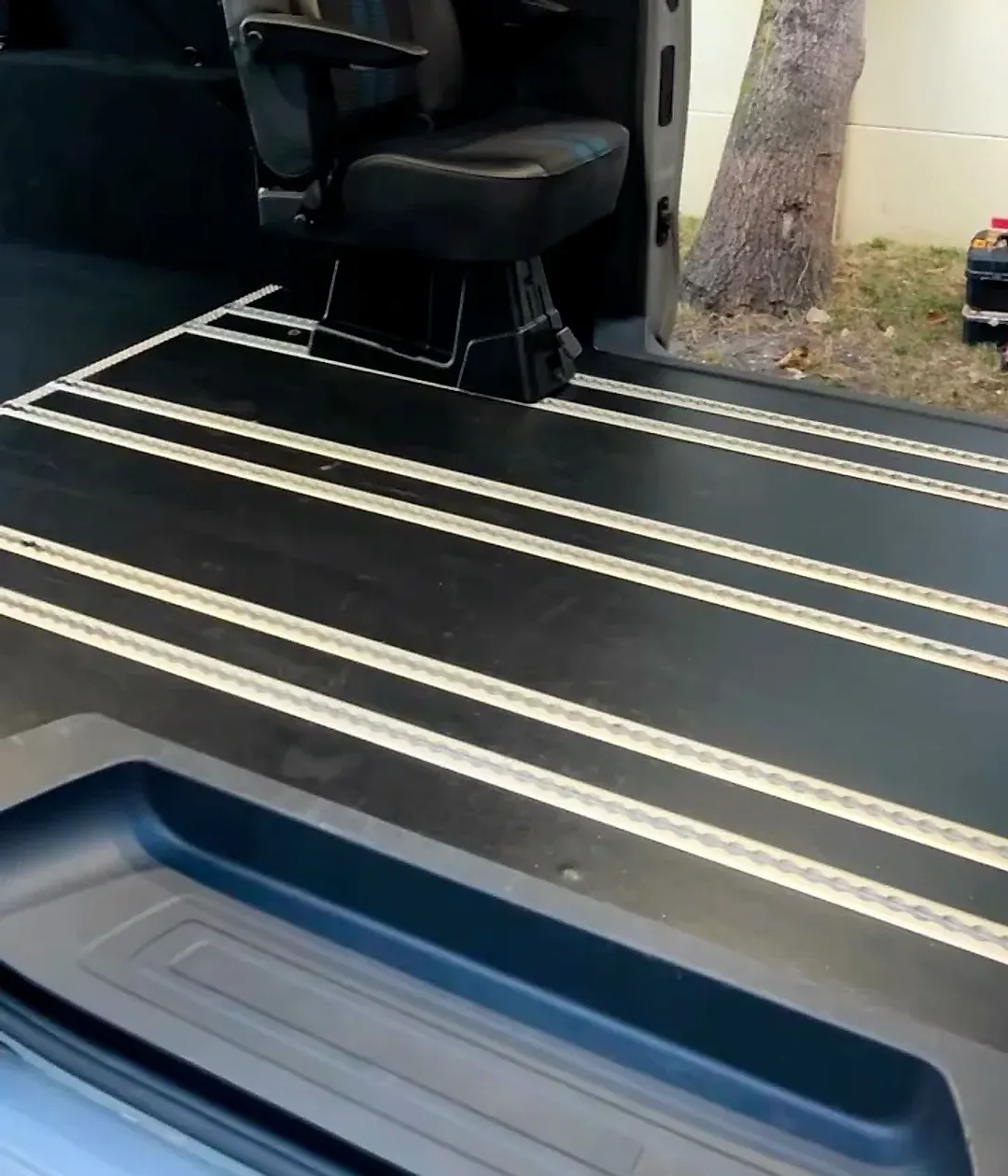 Ford Transit Custom, siège arrière après nettoyage par LGRC Detailing